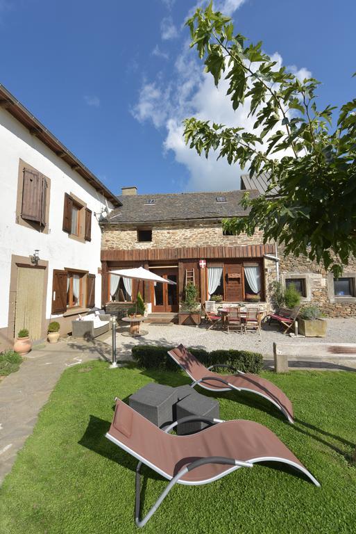 Chambres D'Hotes Coeur De Bastie Et Ranch Du Levezou Trémouilles Exterior foto